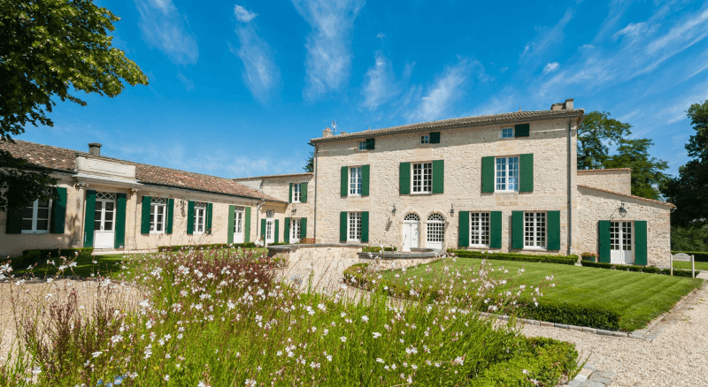 シャトー・アングリュデの外観