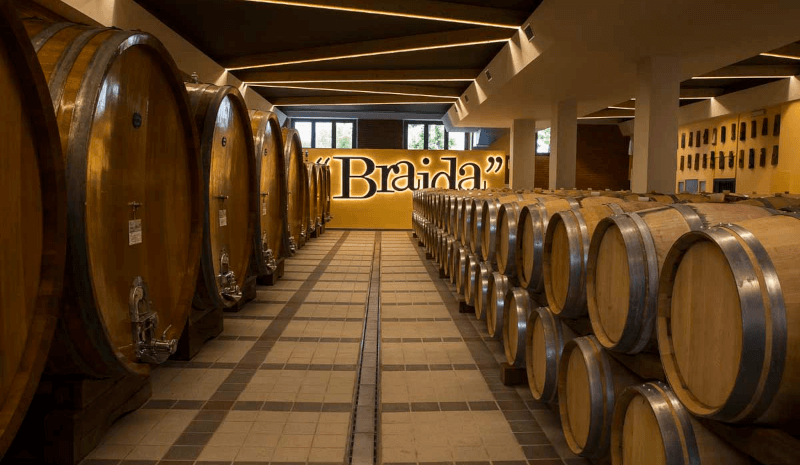 ブライダ樽貯蔵庫 ブライダ樽貯蔵庫