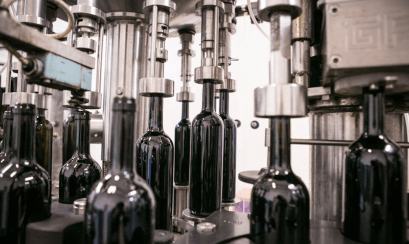 ディ・フィリッポのセラーにあるボトリングライン