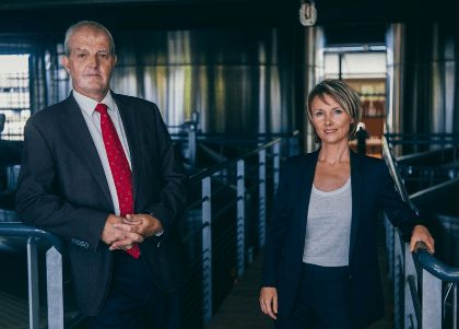 レジアス-カミュ