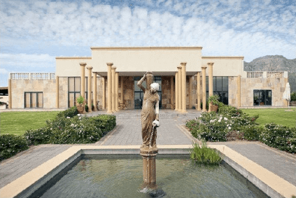 ステレンラストの主館 ステレンラストの主館