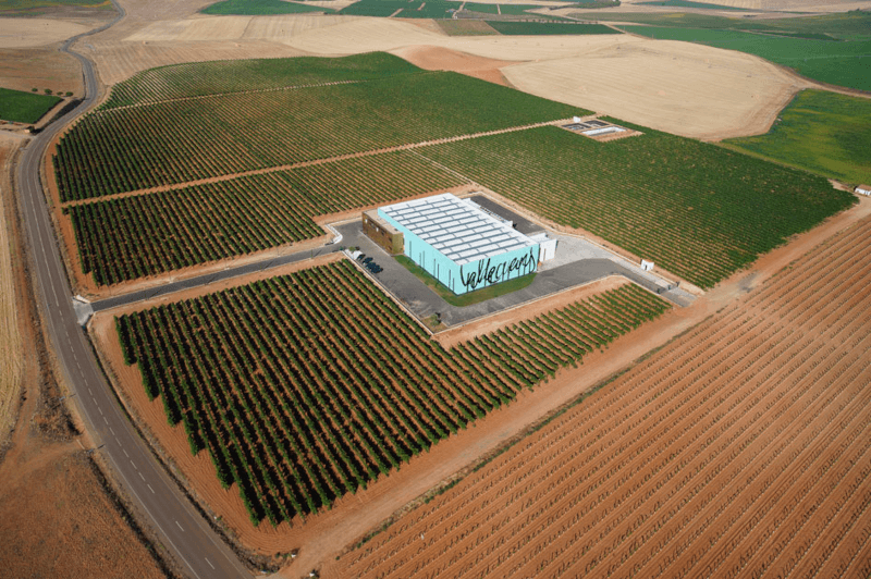 ワイナリー空撮