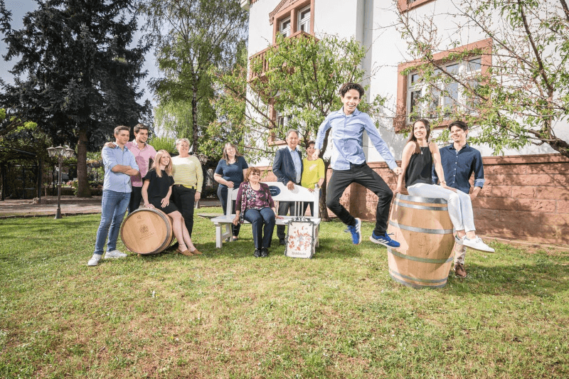 アンゼルマンワイナリー家族