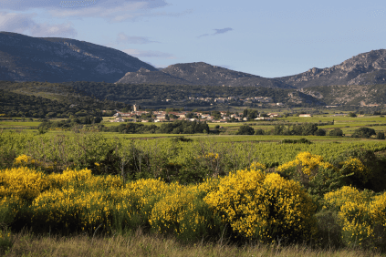 サン＝サトゥルナン村
