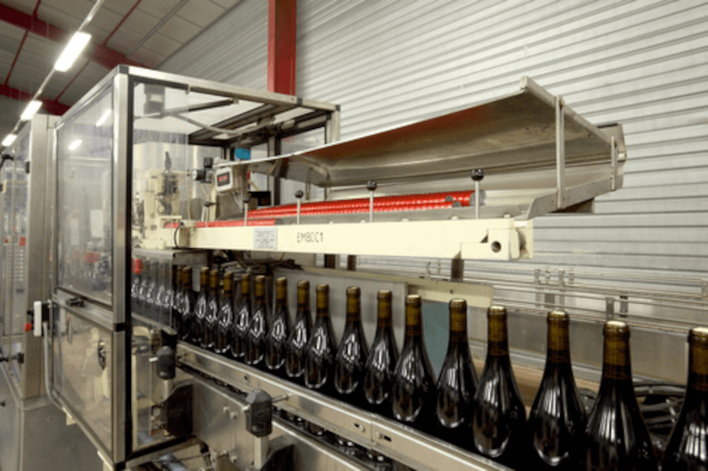 ピエール・シャイニエ社ボトリング工場 ピエール・シャイニエ社ボトリング工場