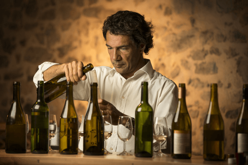 テイスティング中のジャン＝クロード・マス