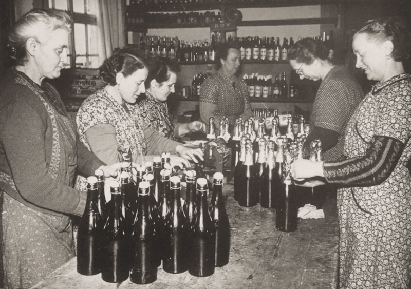 カトレンブルクのワイナリーの歴史的写真 カトレンブルクのワイナリーの歴史的写真