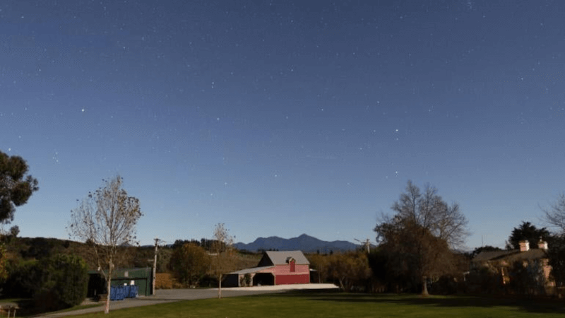 夜のワイナリー ワイナリー