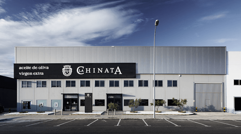 ラ・チナータ 本社