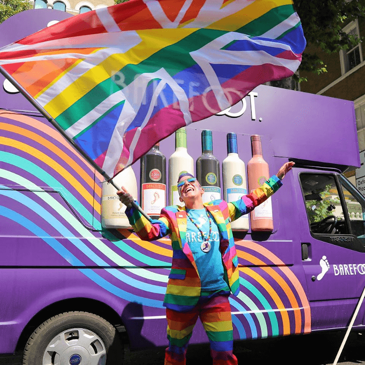 0 ### の世界は色鮮やか