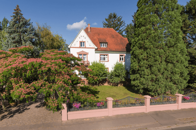 アンゼルマンワイナリーの家