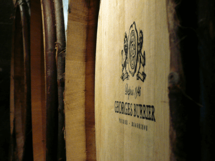 ジョセフ・バリアーの地下室にて