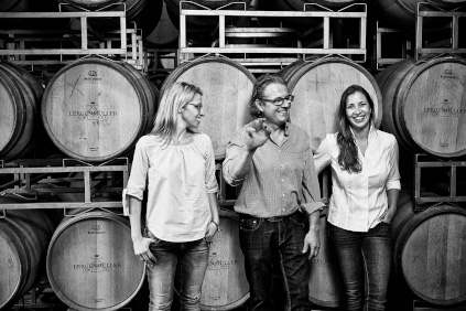 レルゲンミュラー家のワイナリー - ユリア、ユルゲン、ヴィクトリア。 レルゲンミュラー家のワイナリー - ユリア、ユルゲン、ヴィクトリア。